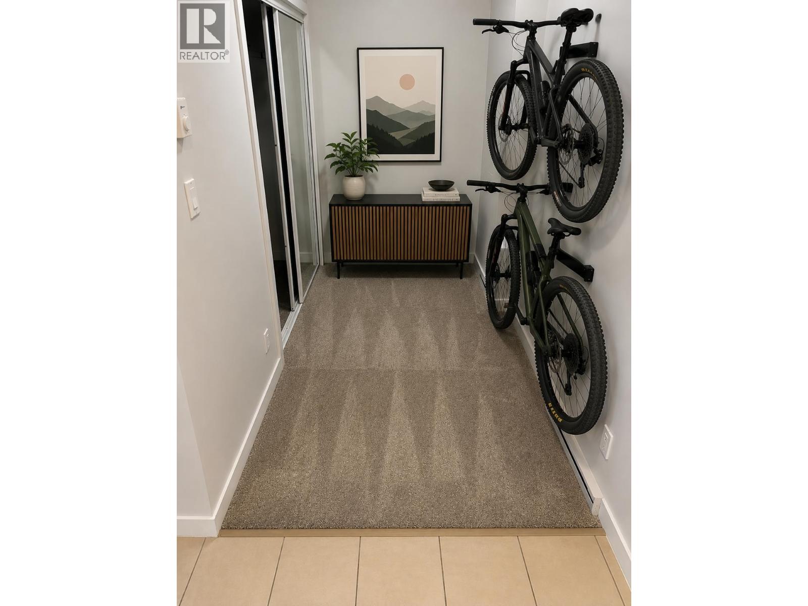 601 1212 MAIN STREET, Squamish