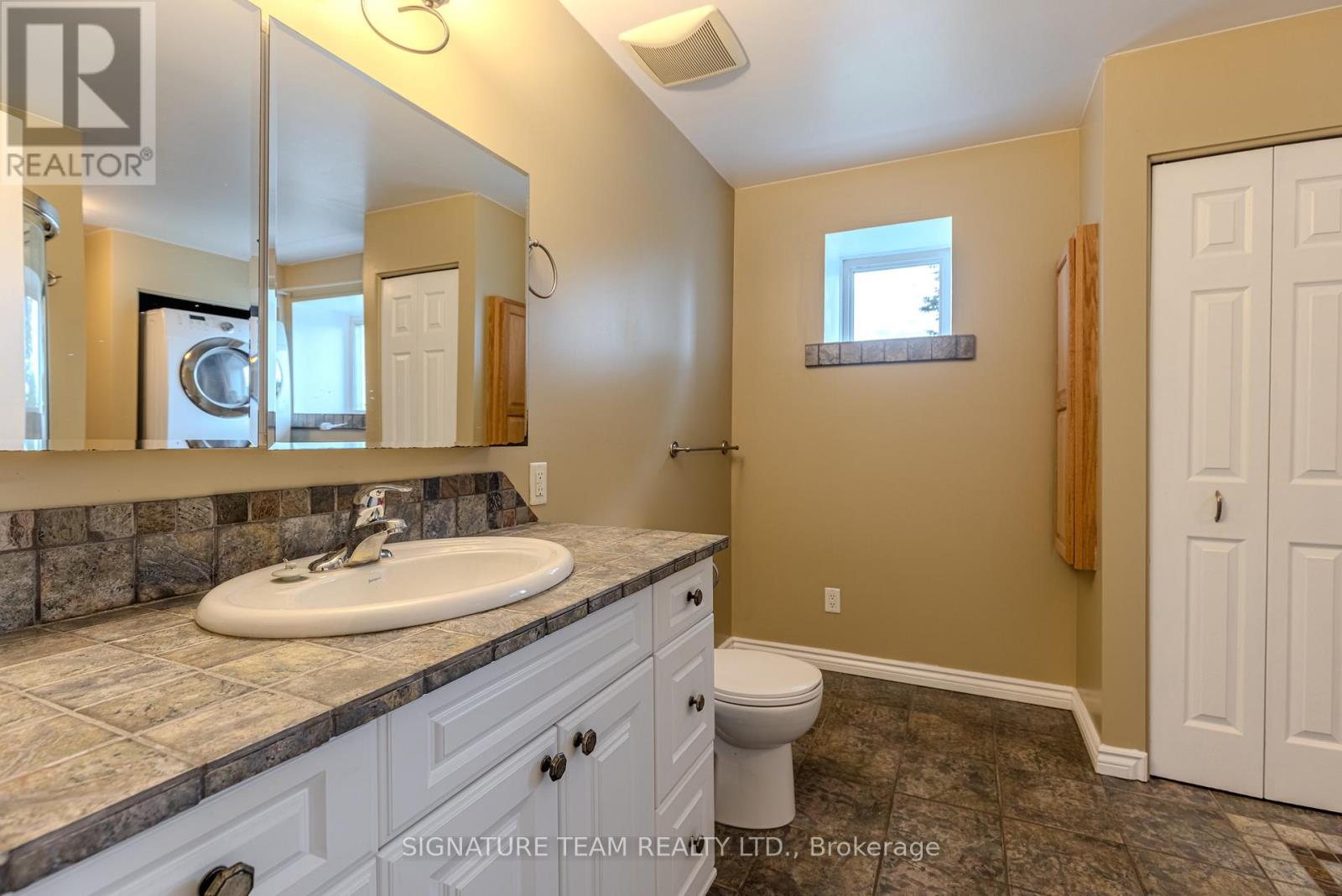 3 Bed, 3 Bath House for Sale in Pembroke – 401 BROADVIEW DRIVE, Pembroke – MLS# X13514654 - Image 20