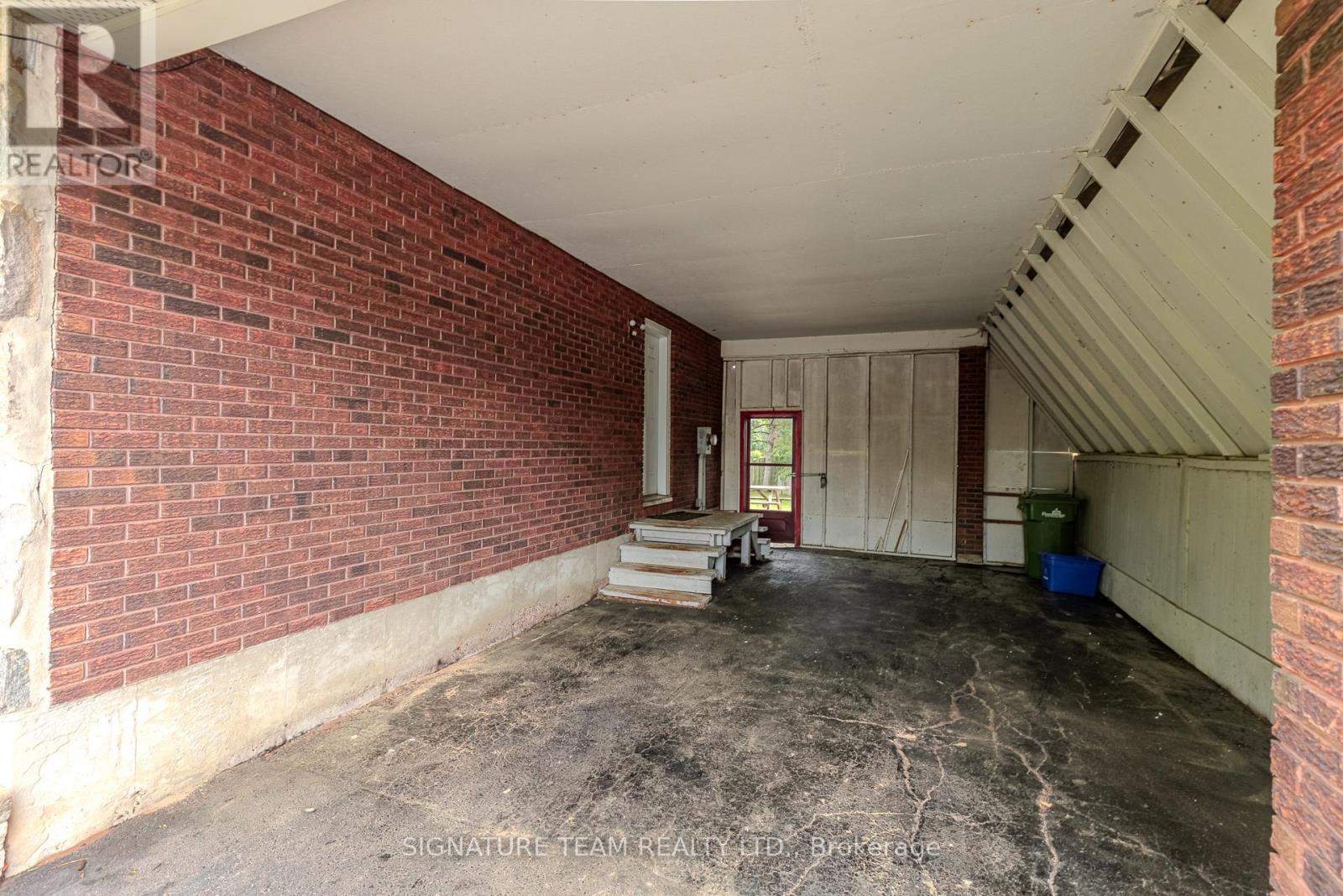 3 Bed, 3 Bath House for Sale in Pembroke – 401 BROADVIEW DRIVE, Pembroke – MLS# X13514654 - Image 4