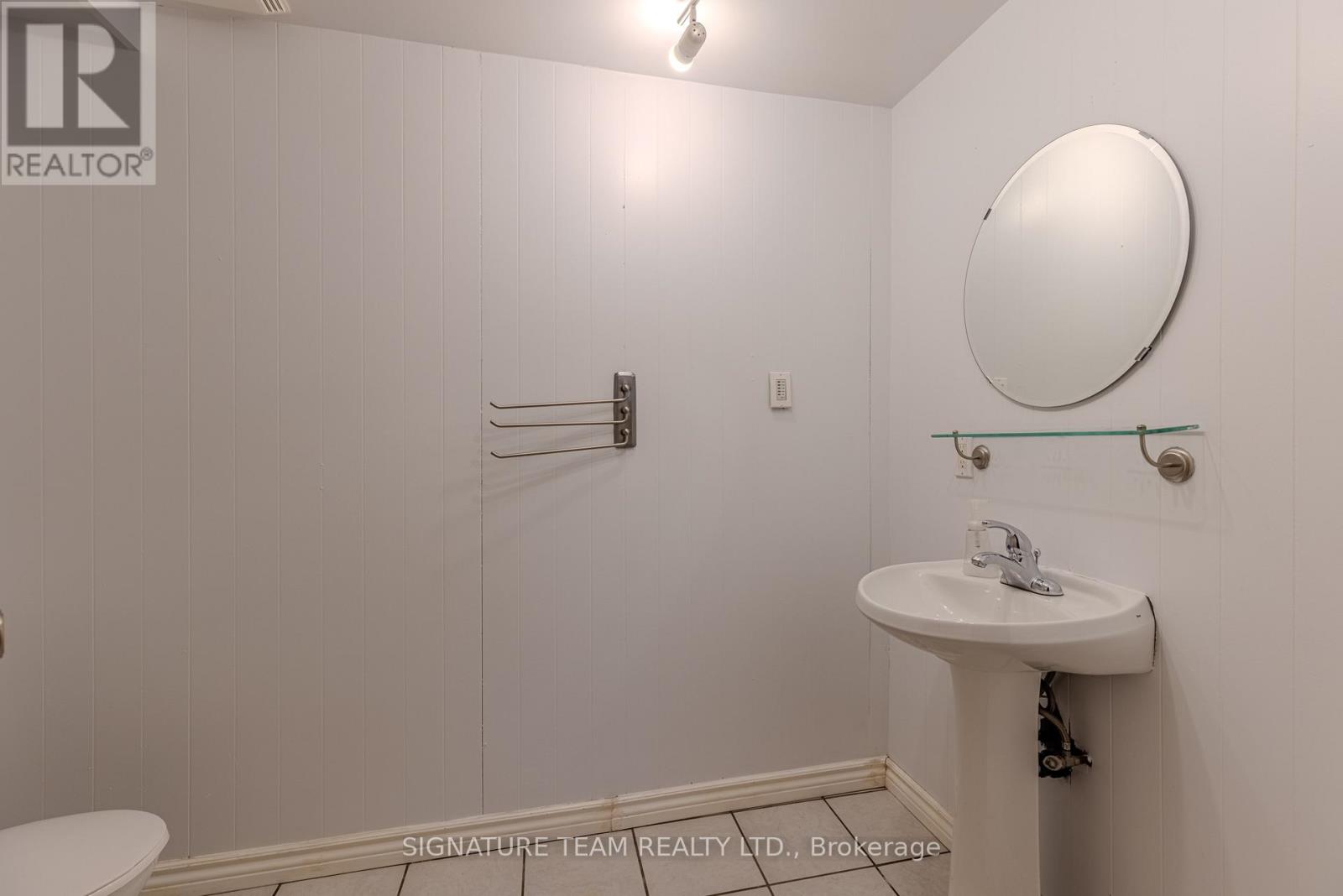 3 Bed, 3 Bath House for Sale in Pembroke – 401 BROADVIEW DRIVE, Pembroke – MLS# X13514654 - Image 42
