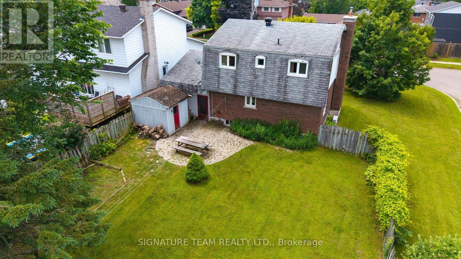 3 Bed, 3 Bath House for Sale in Pembroke – 401 BROADVIEW DRIVE, Pembroke – MLS# X13514654 - Image 8