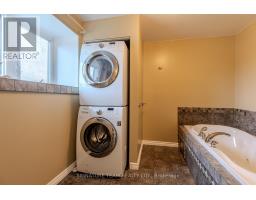 401 Broadview Drive, Pembroke, ON K8A7W2 Photo 22
