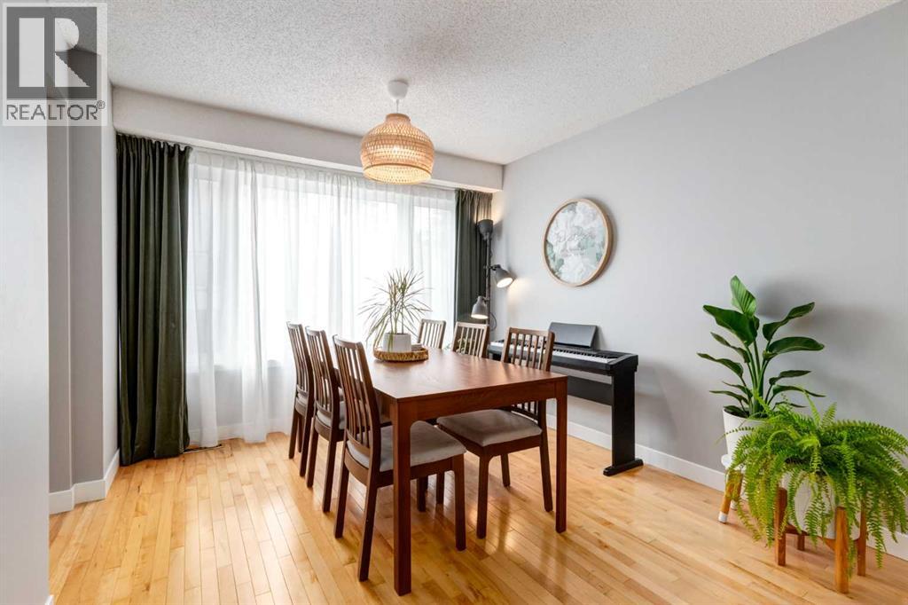 88 Coachway Gardens SW — photo 11