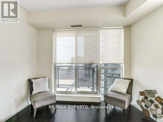 #1002 510 CURRAN PLACE - 5
