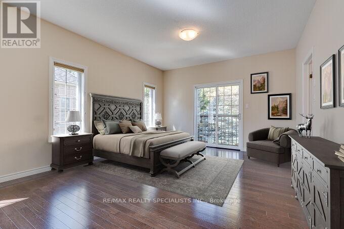 #2 3 REDDINGTON DRIVE - 24
