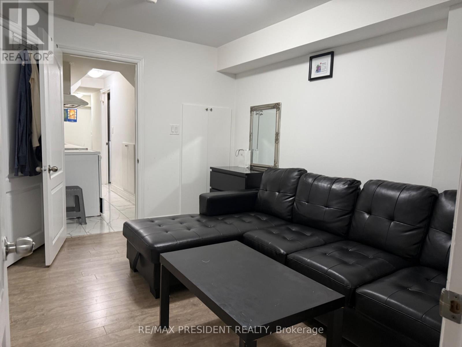 98 DAVENFIELD CIRCLE - 27