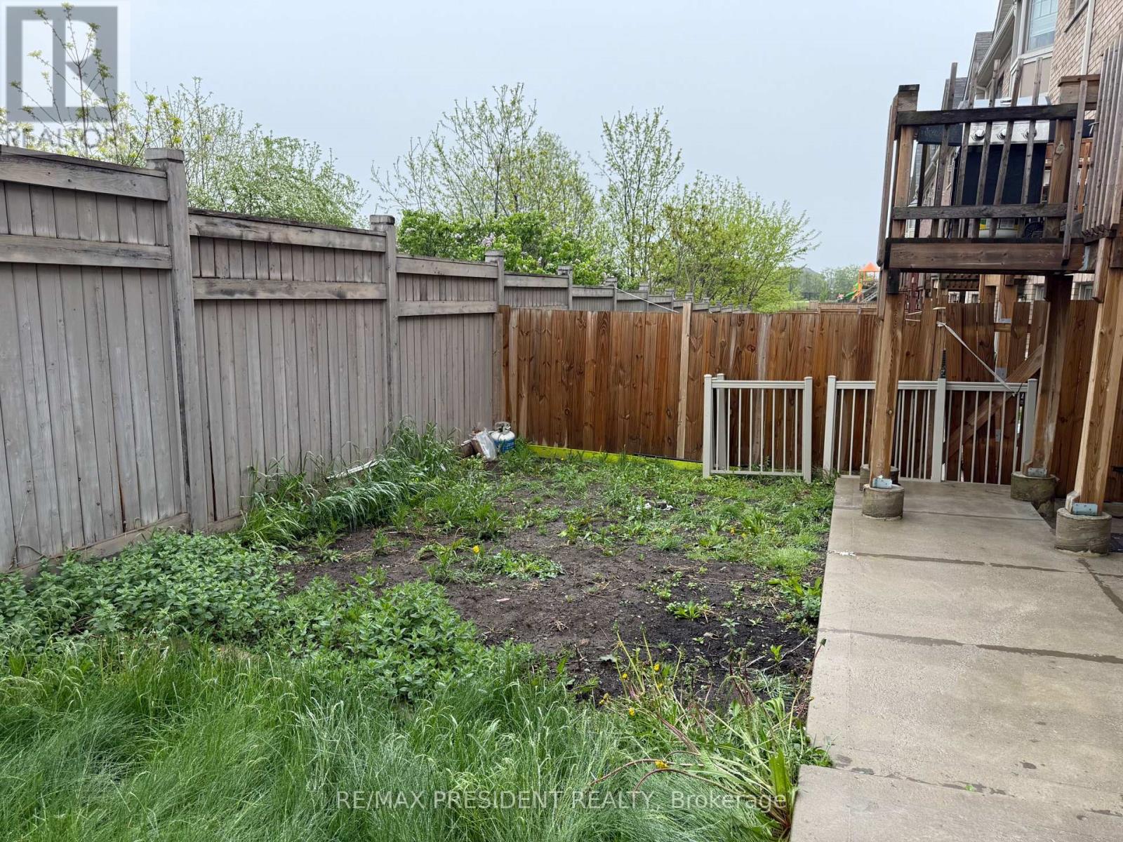 98 DAVENFIELD CIRCLE - 32