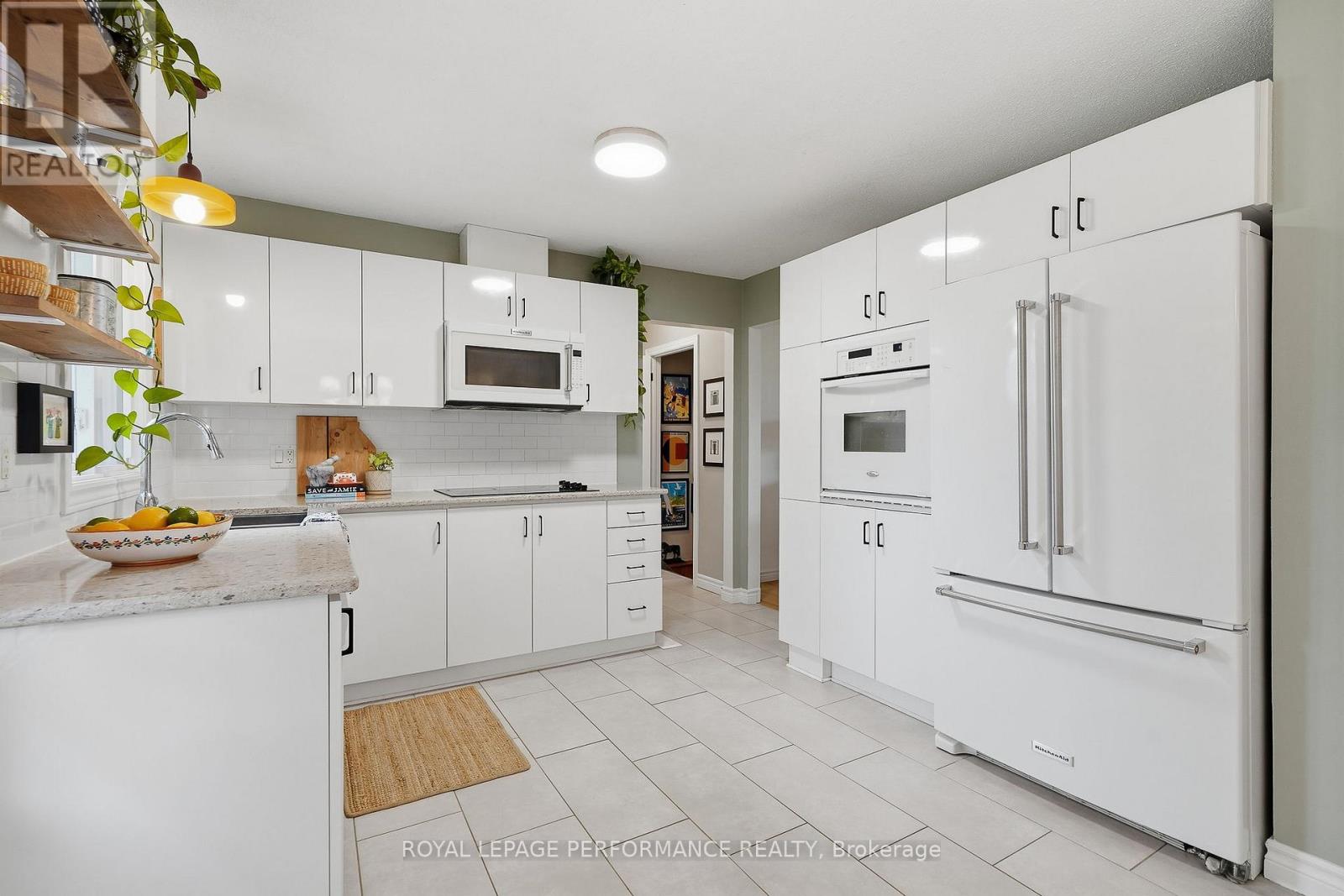 119 CENTENAIRE STREET - 10