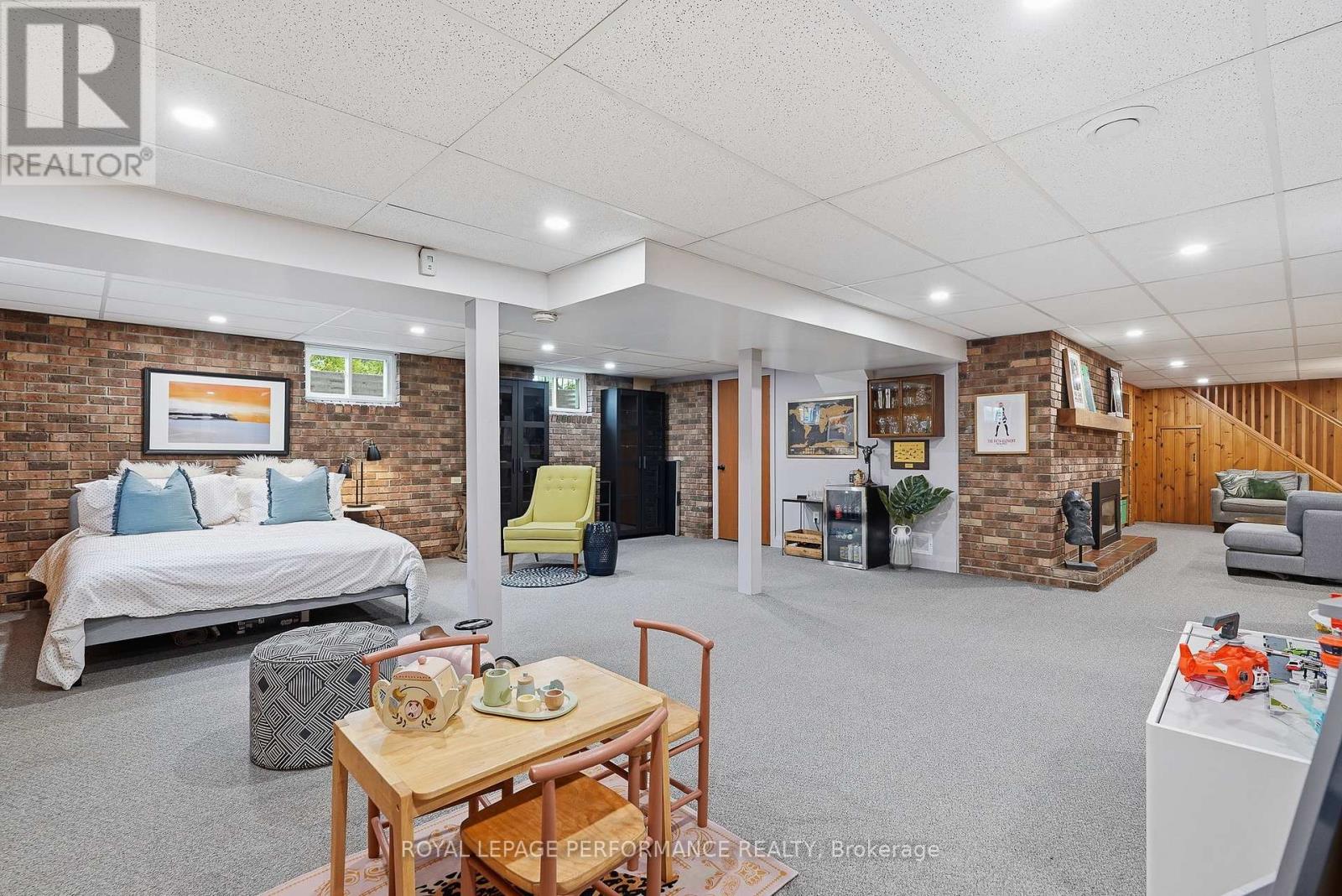 119 CENTENAIRE STREET - 26
