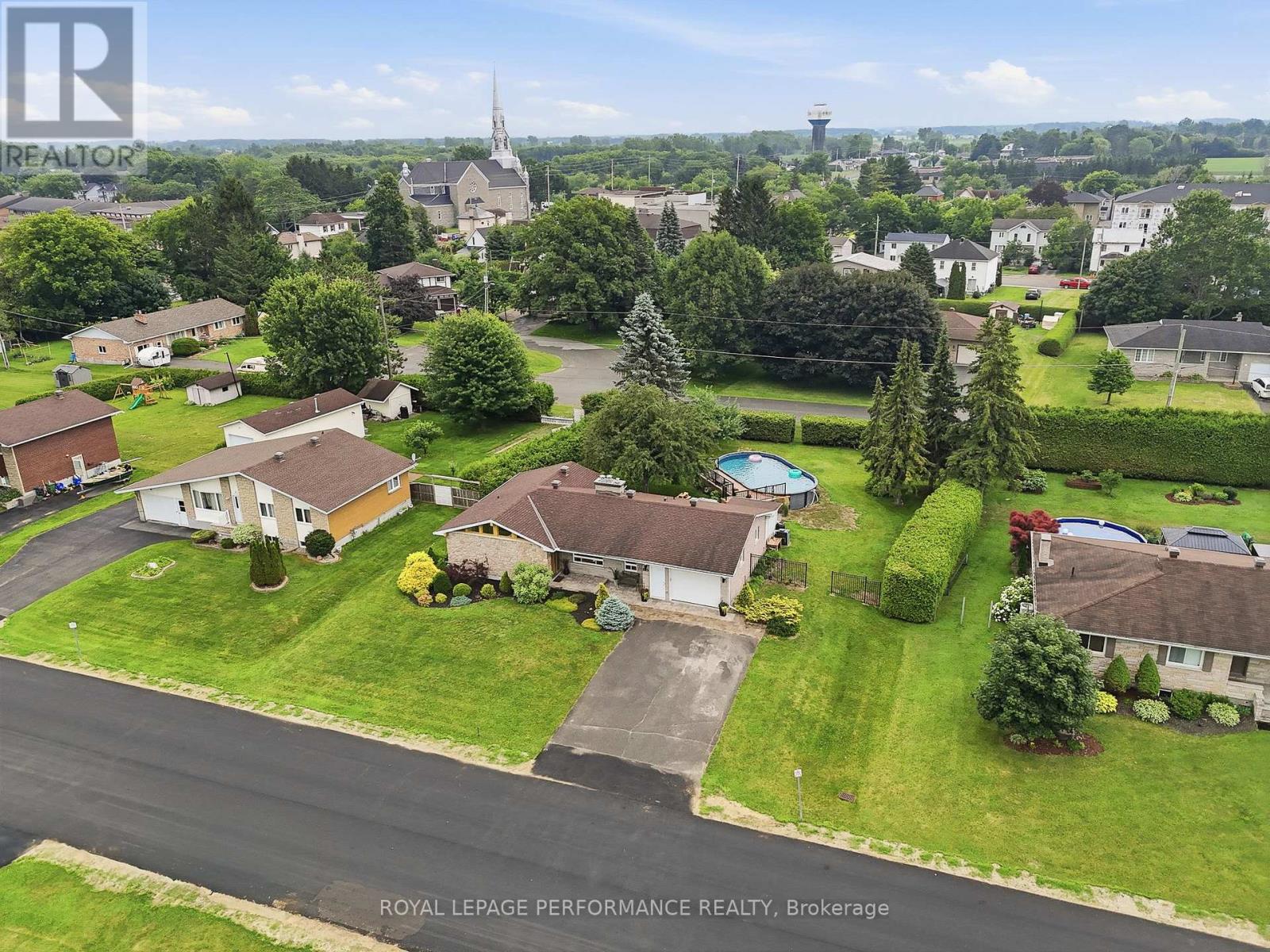 119 CENTENAIRE STREET - 37