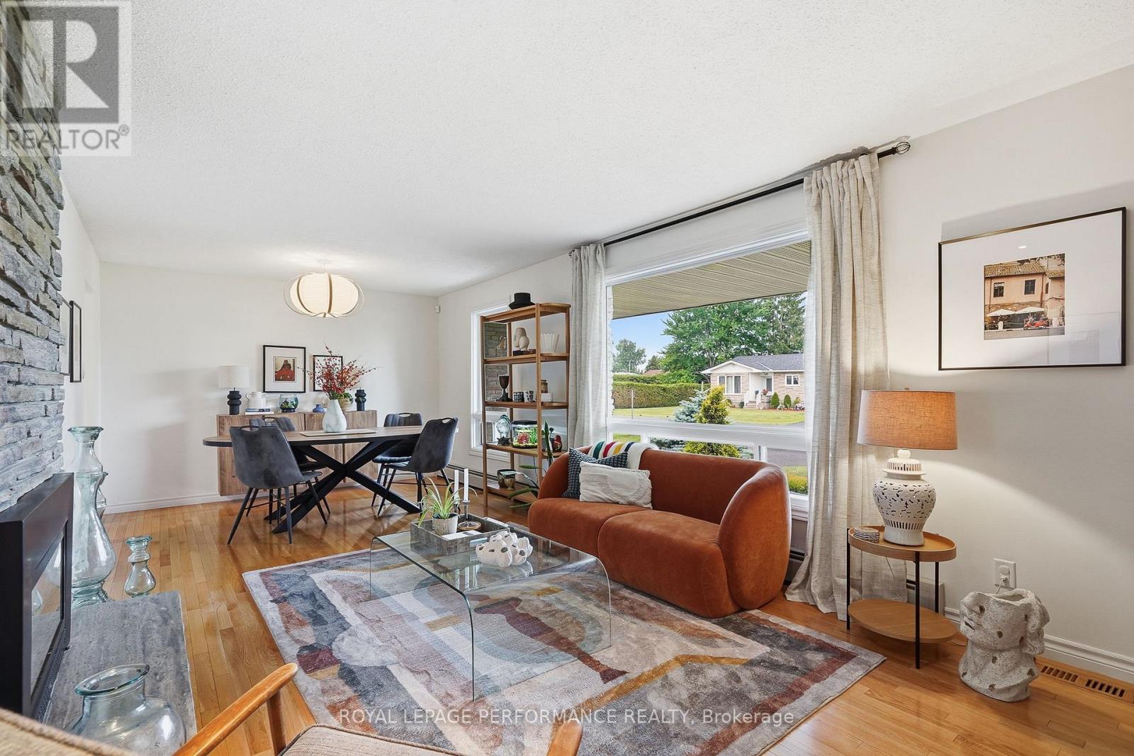 119 CENTENAIRE STREET - 5