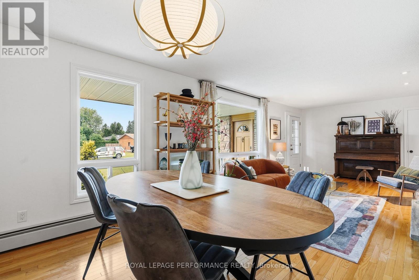 119 CENTENAIRE STREET - 7