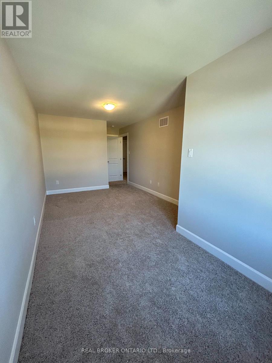 4 Bed, 3 Bath House for Rent in Carleton Place – 228 HOOPER STREET, Carleton Place – MLS# X13514804 - Image 15