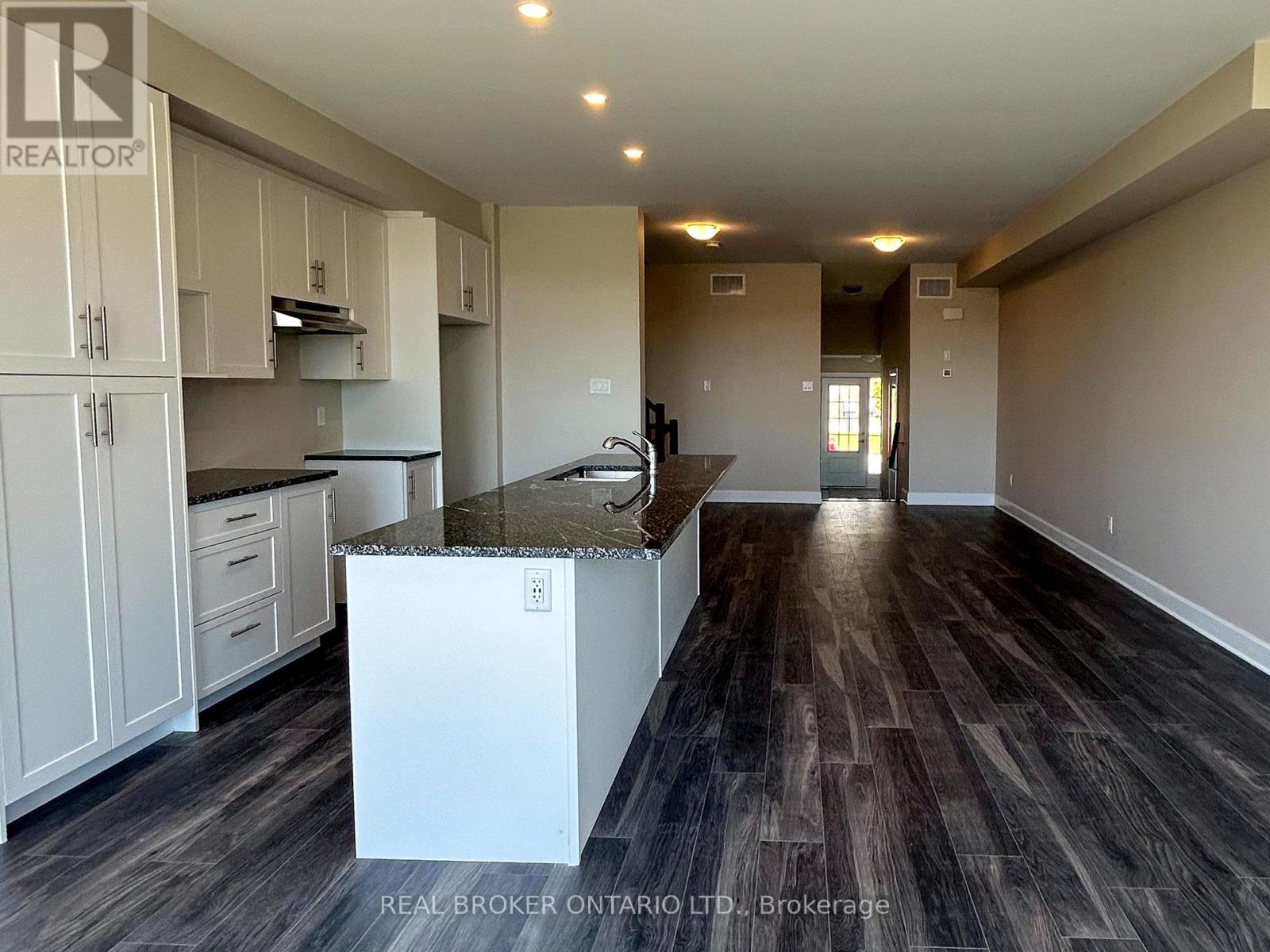 4 Bed, 3 Bath House for Rent in Carleton Place – 228 HOOPER STREET, Carleton Place – MLS# X13514804 - Image 9