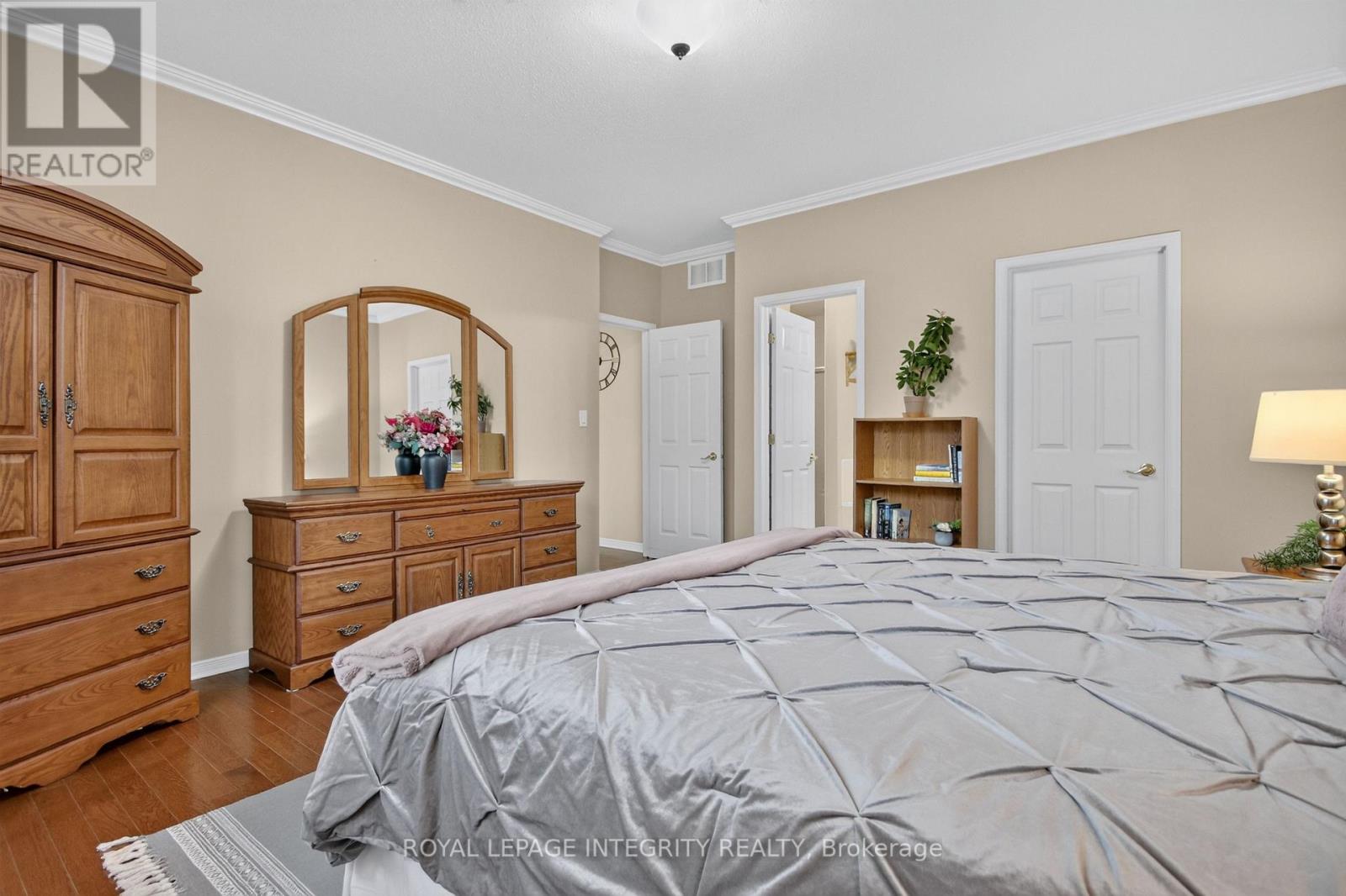 626 COUNTRY TRAIL PRIVATE - 18