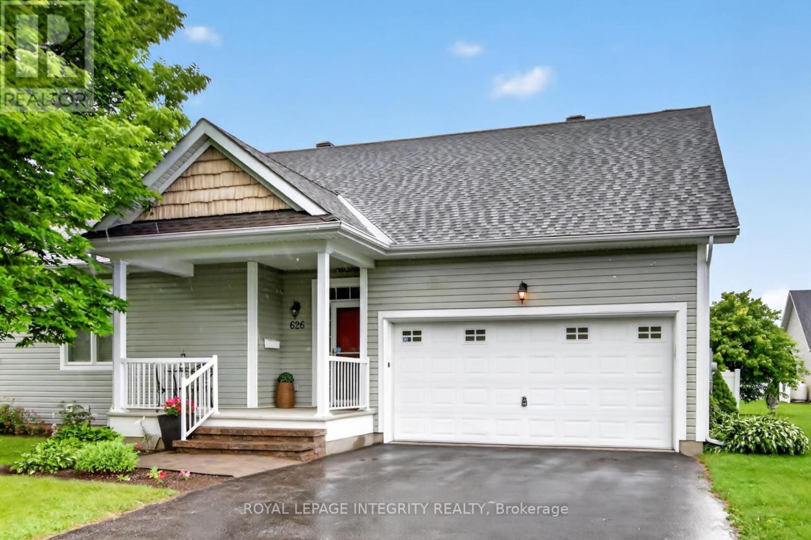 626 COUNTRY TRAIL PRIVATE - 2