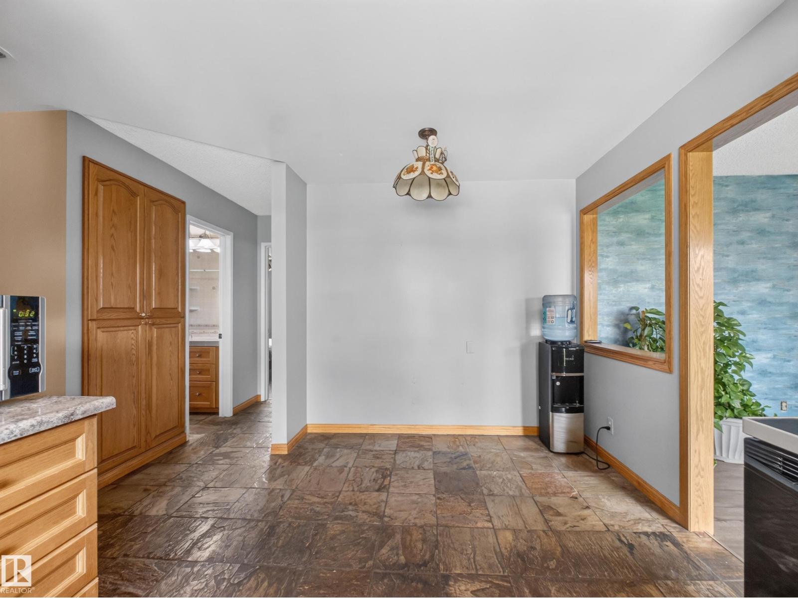 11312 165 AV NW — photo 16