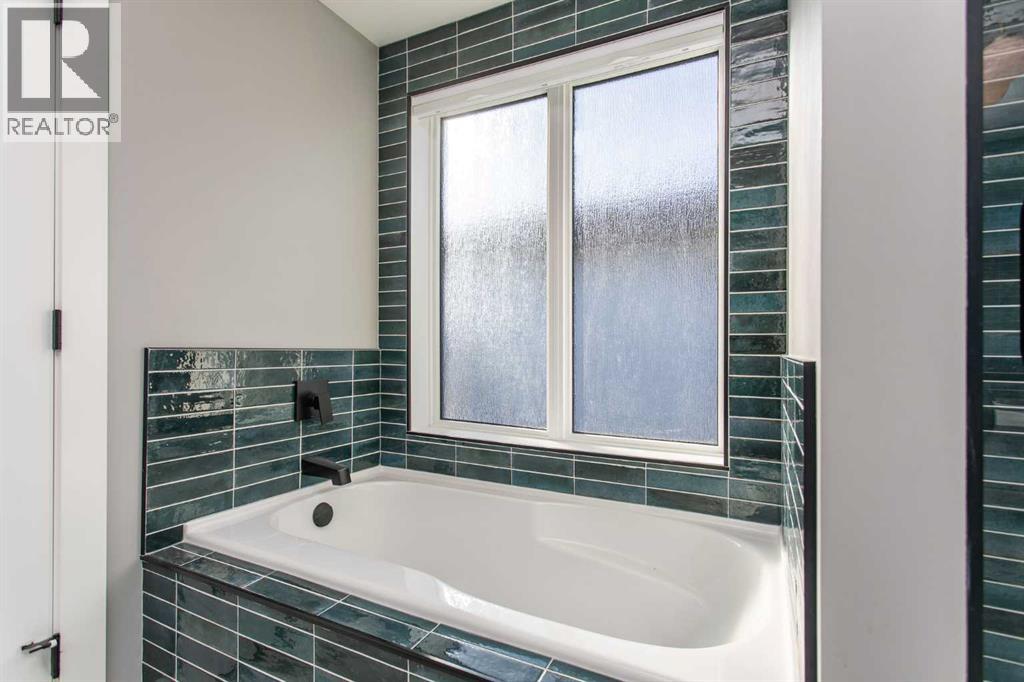 18 Cameron Court - 22