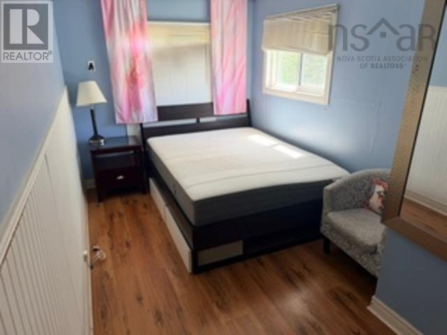 1697 St. Margaret's Bay Road - 10