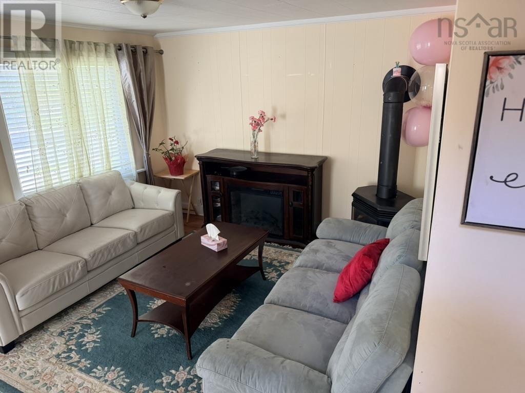 1697 St. Margaret's Bay Road - 32