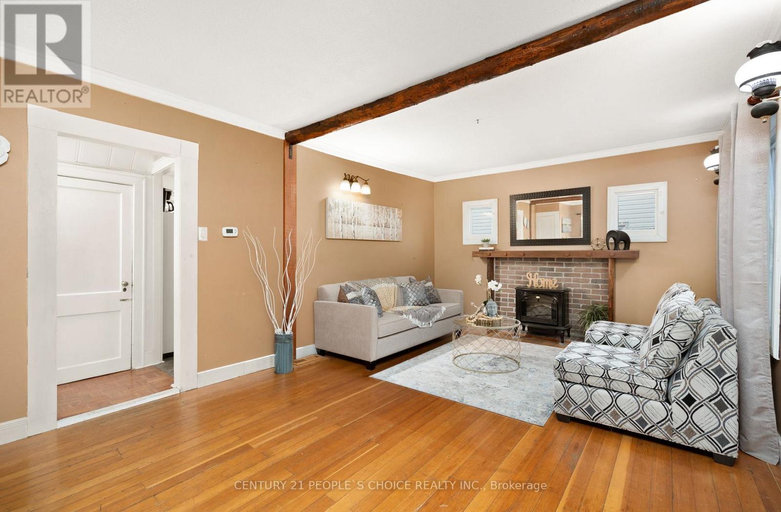 22 PARKER STREET - 16