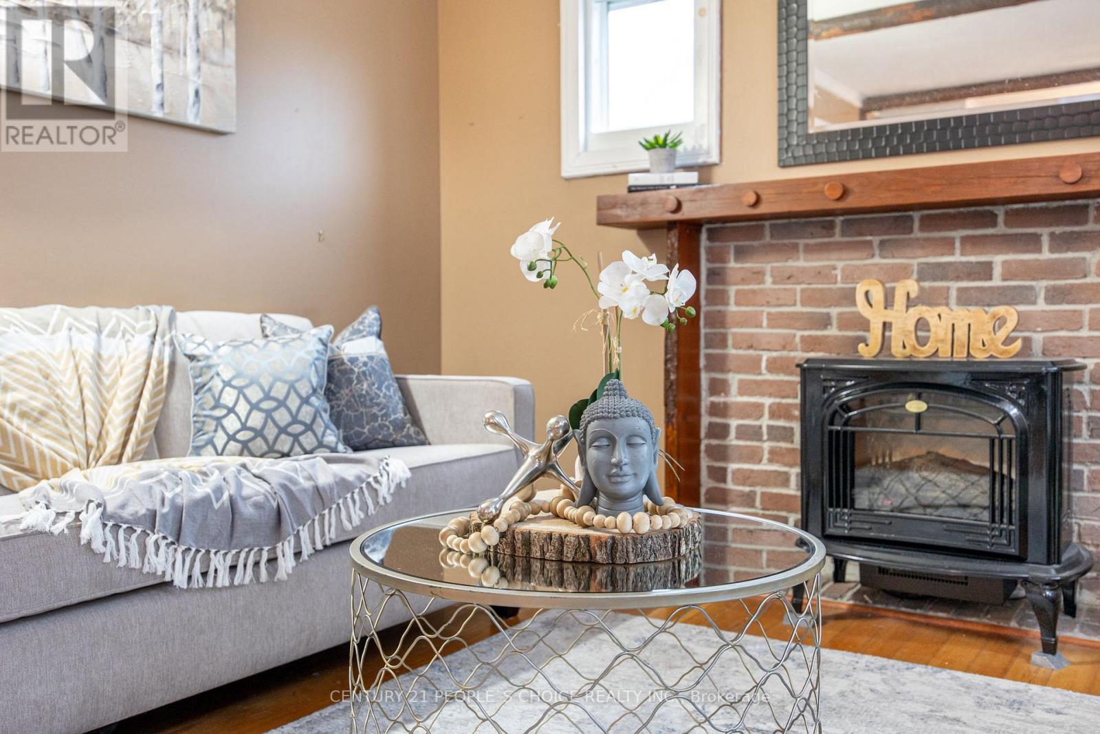22 PARKER STREET - 37