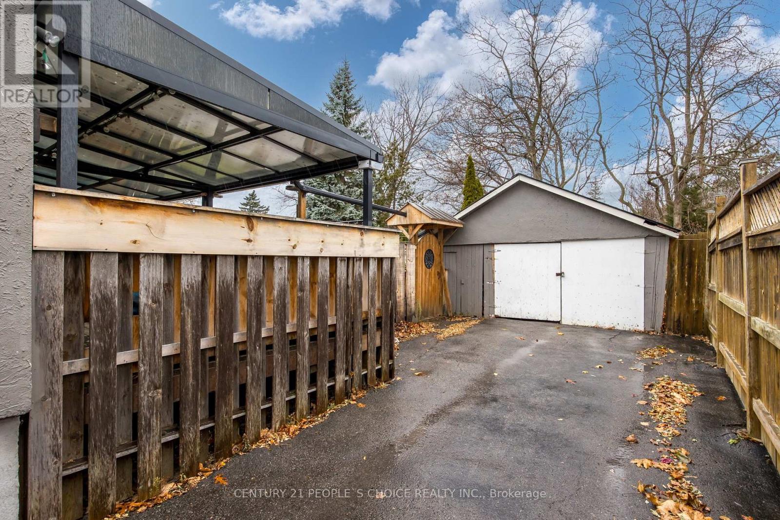 22 PARKER STREET - 5