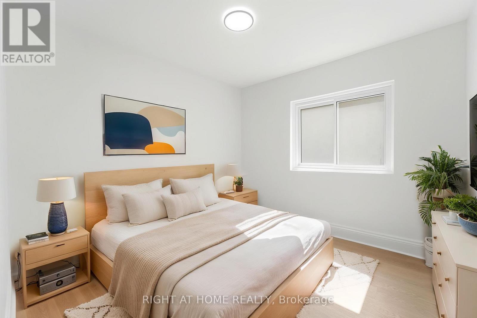522 CANNON STREET E - 25