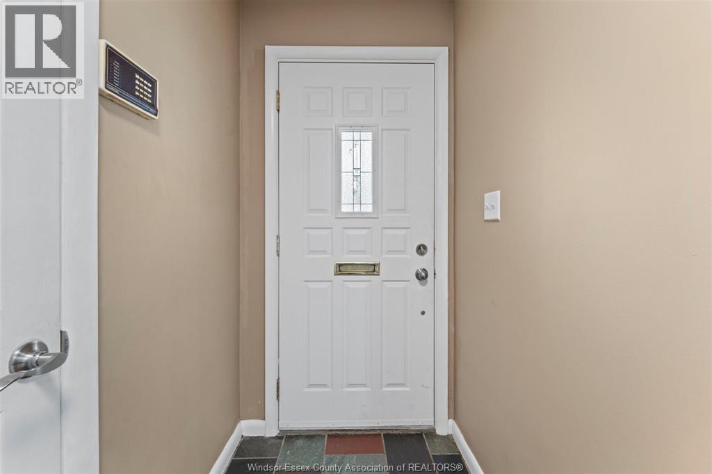 2729 VIRGINIA PARK - 2