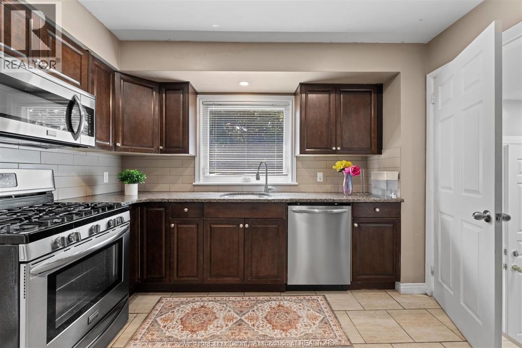 2729 VIRGINIA PARK - 9