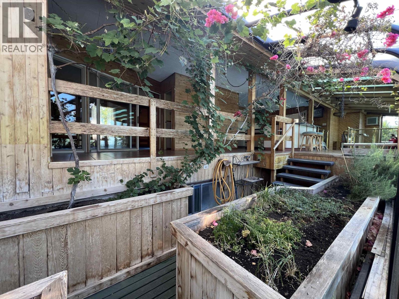 5403 LIARD STREET - 5