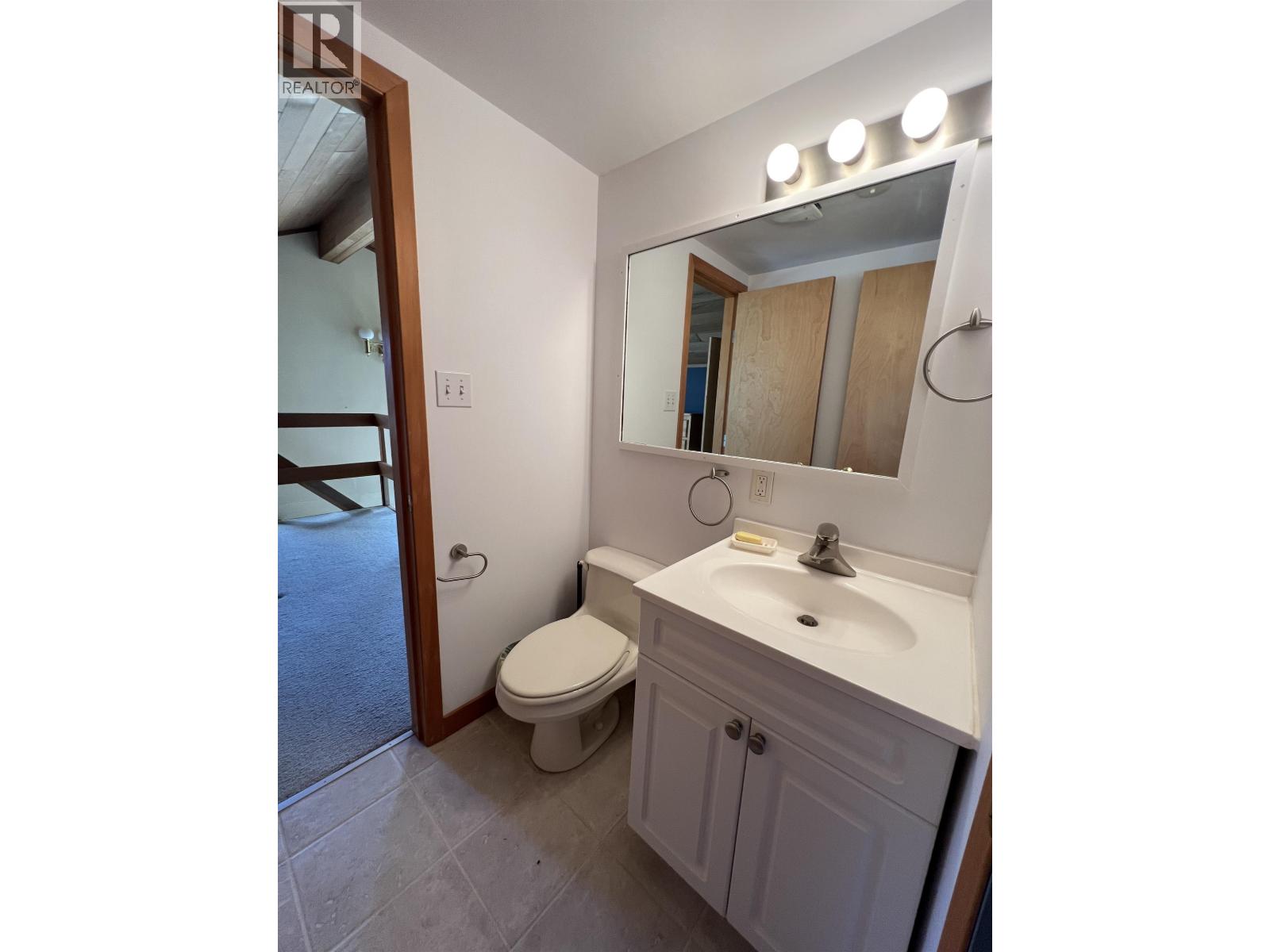5403 LIARD STREET - 22