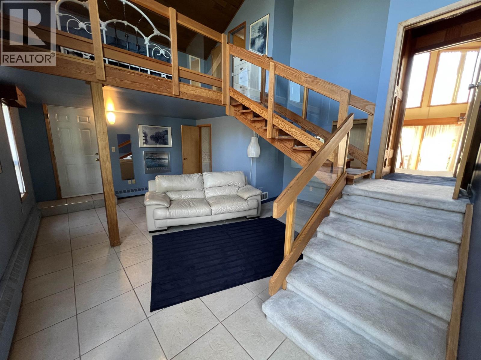 5403 LIARD STREET - 19