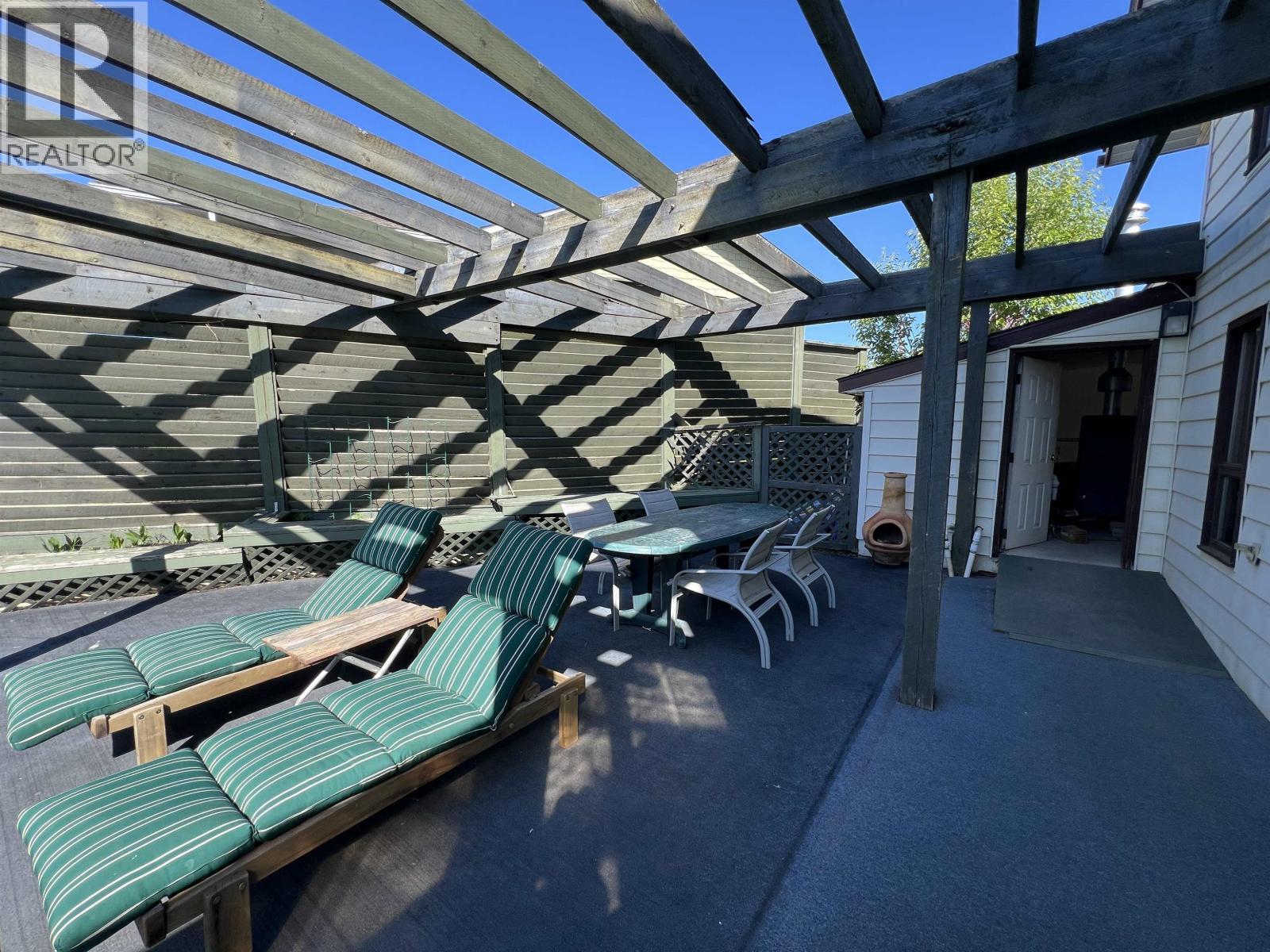 5403 LIARD STREET - 38