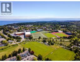 U8 3907 Cedar Hill Rd, Saanich, BC V8P3Z8 Photo 45