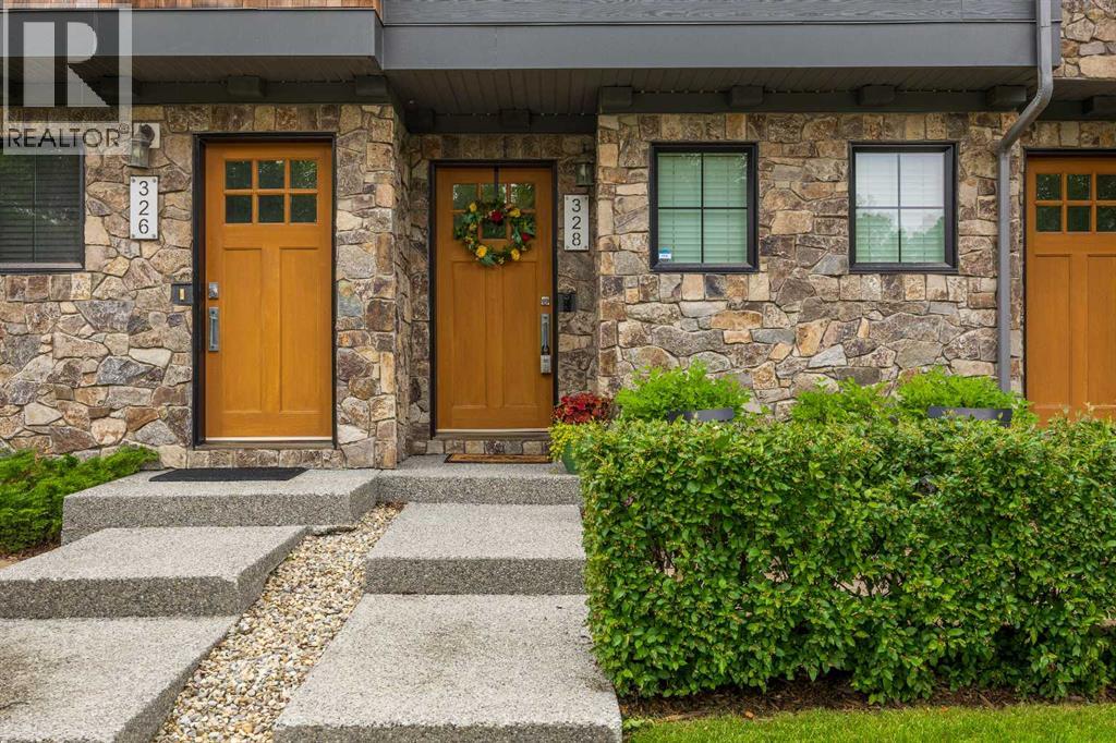 328 Ascot Circle SW - photo 3
