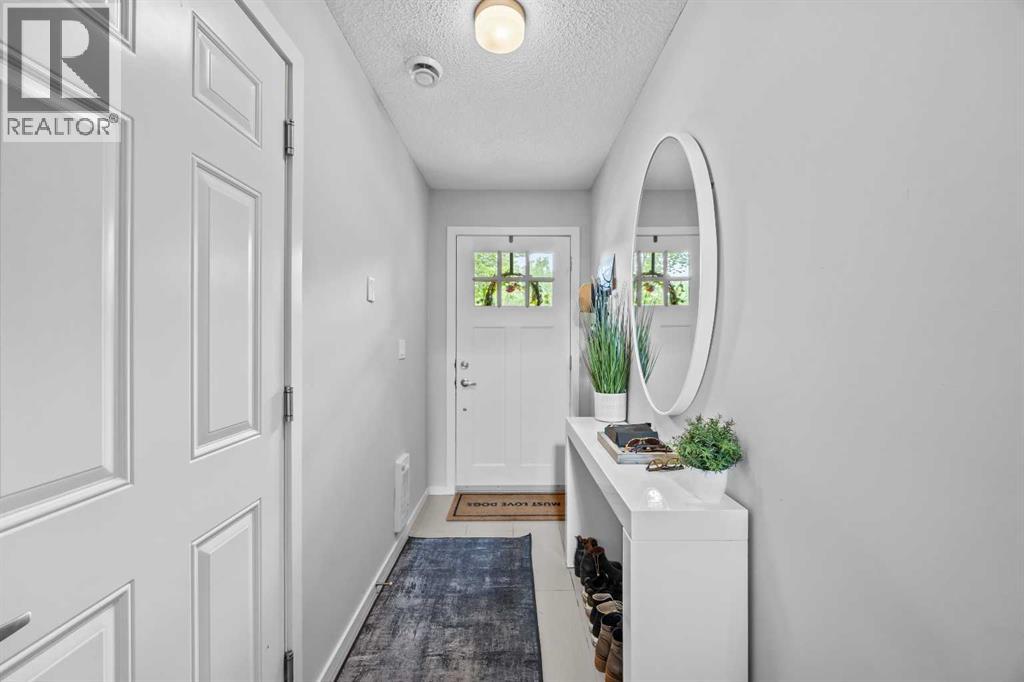 328 Ascot Circle SW - photo 5