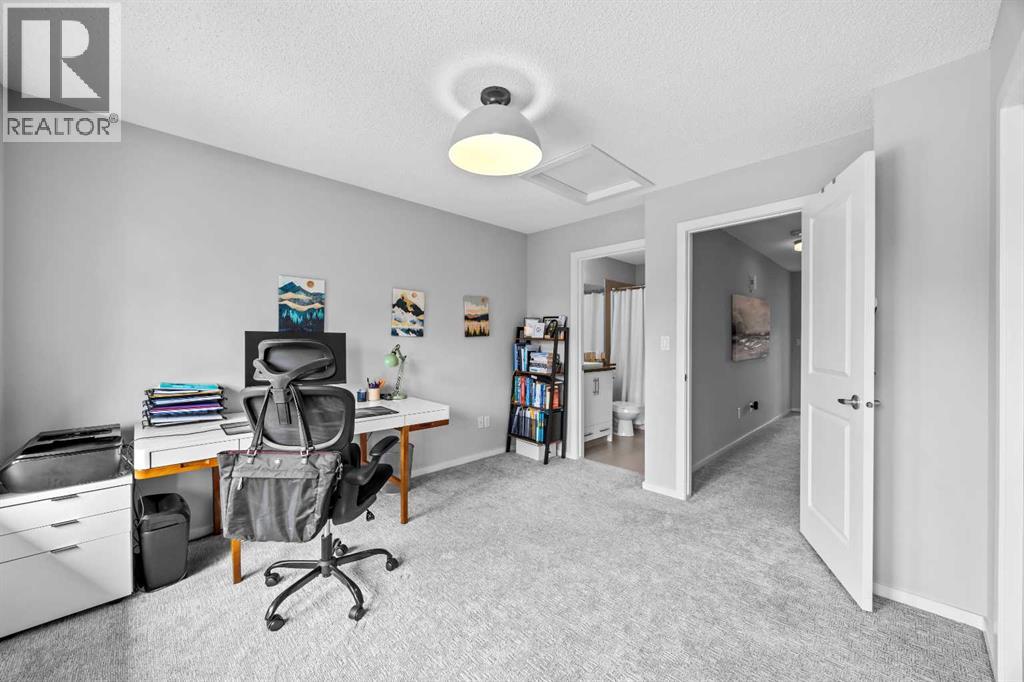 328 Ascot Circle SW — photo 30
