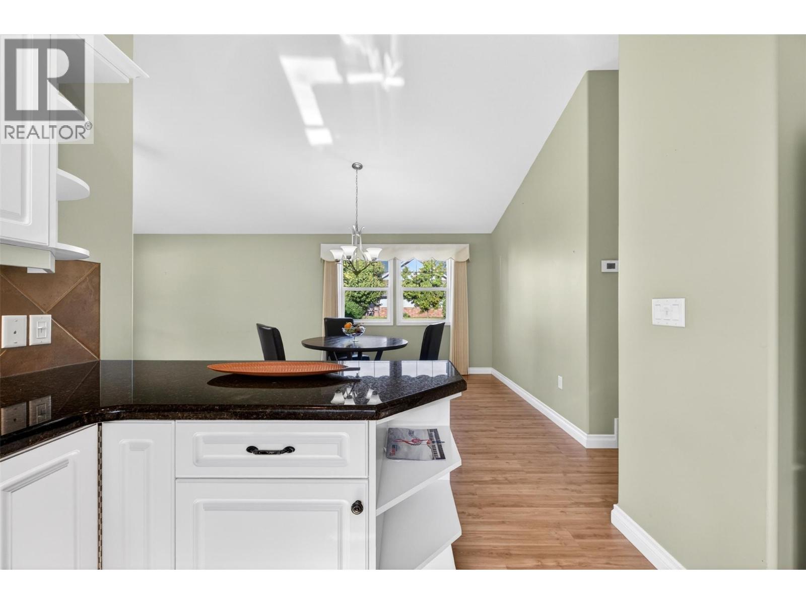 #5 1231 10 Street SW - 24