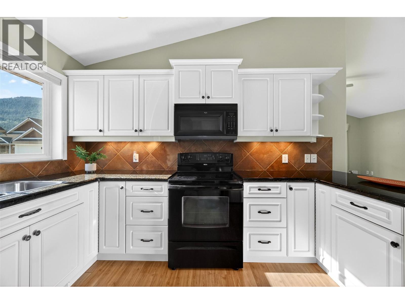 #5 1231 10 Street SW - 8