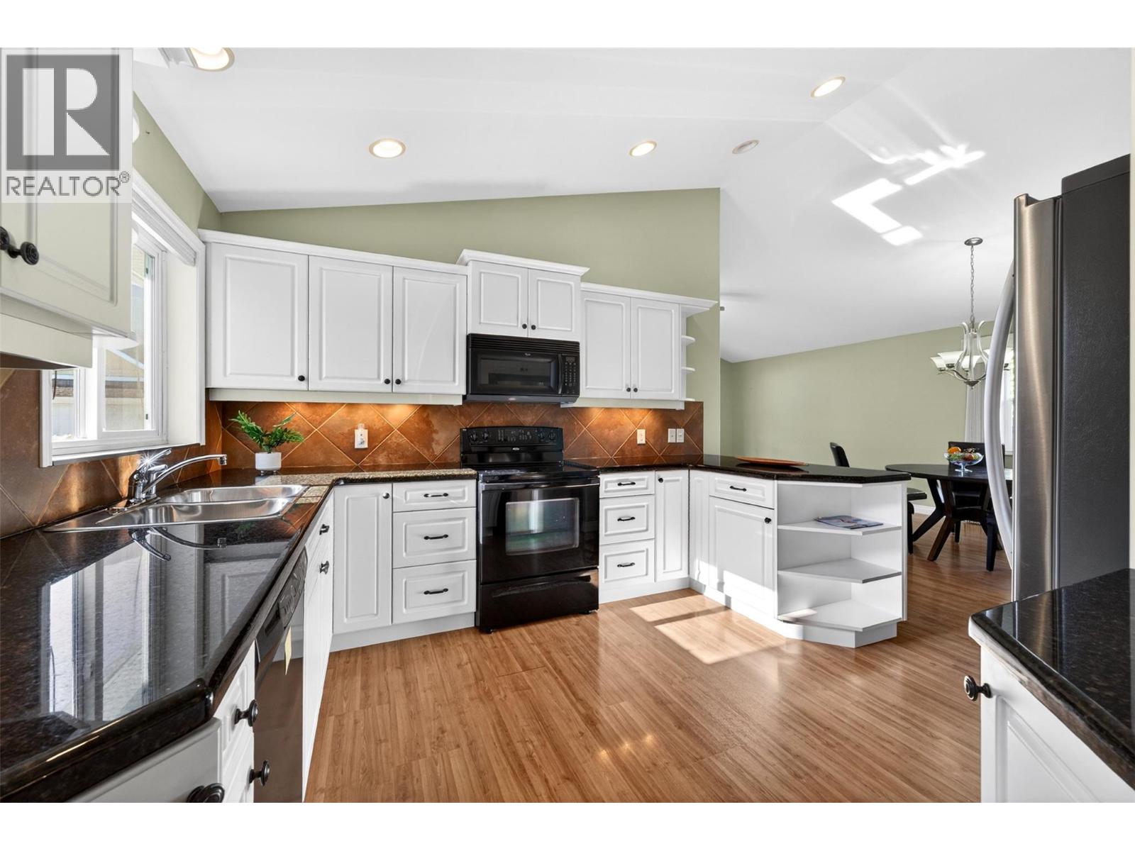 #5 1231 10 Street SW - 6