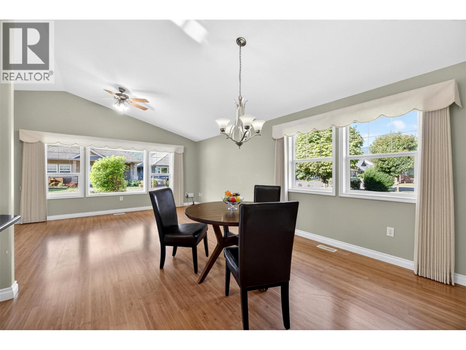 #5 1231 10 Street SW - 25