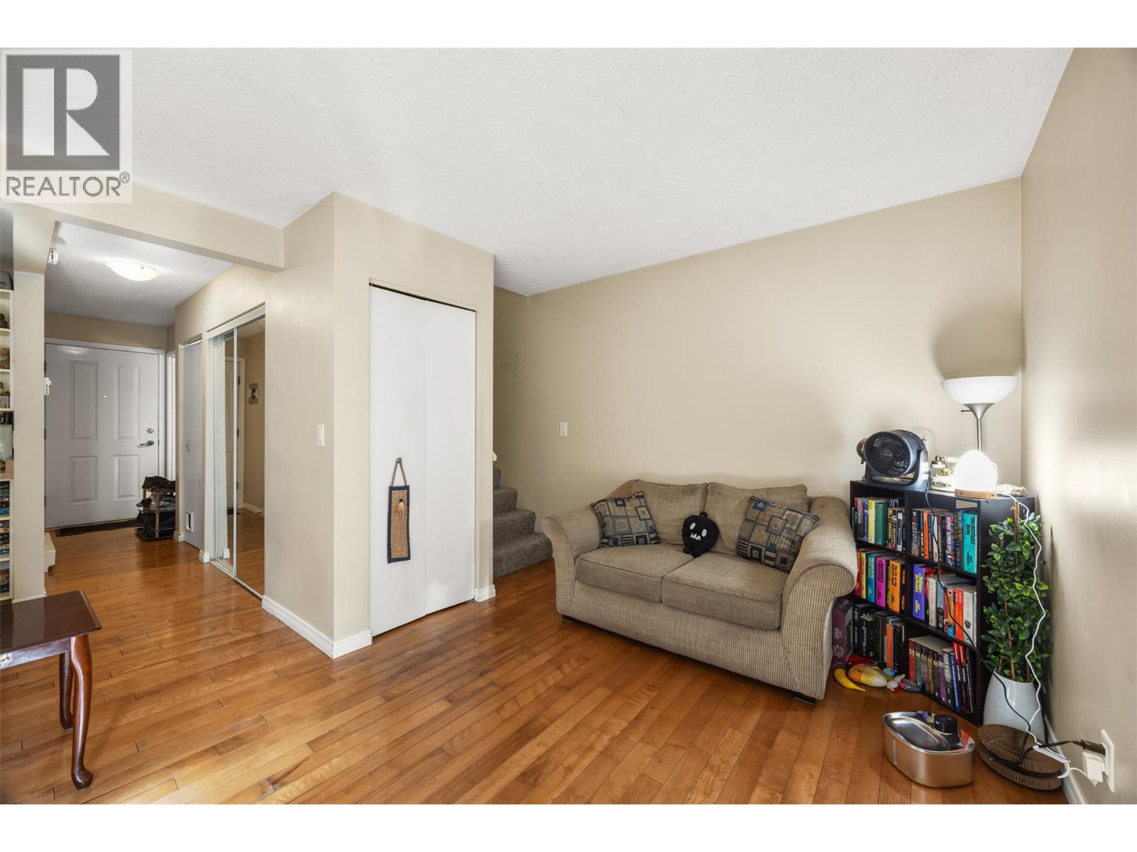 #8 1153 Bernard Avenue - Image 19