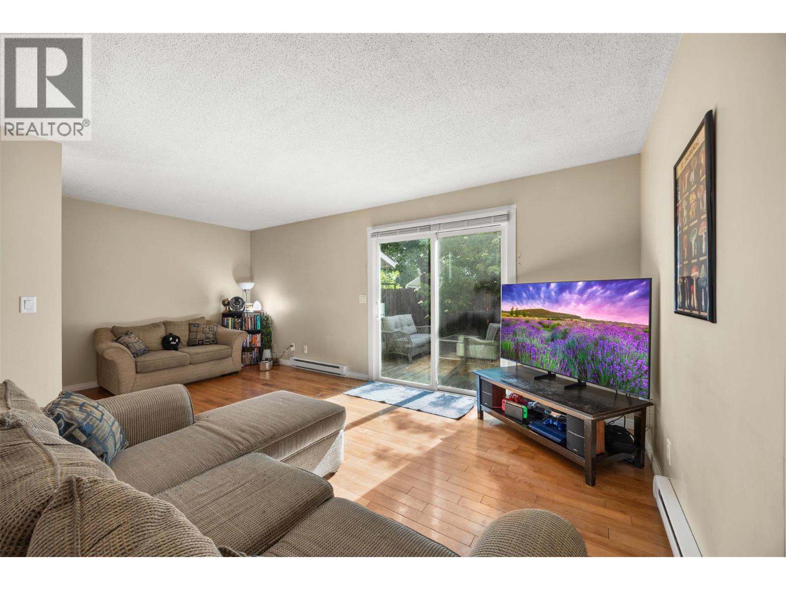 #8 1153 Bernard Avenue - Image 11