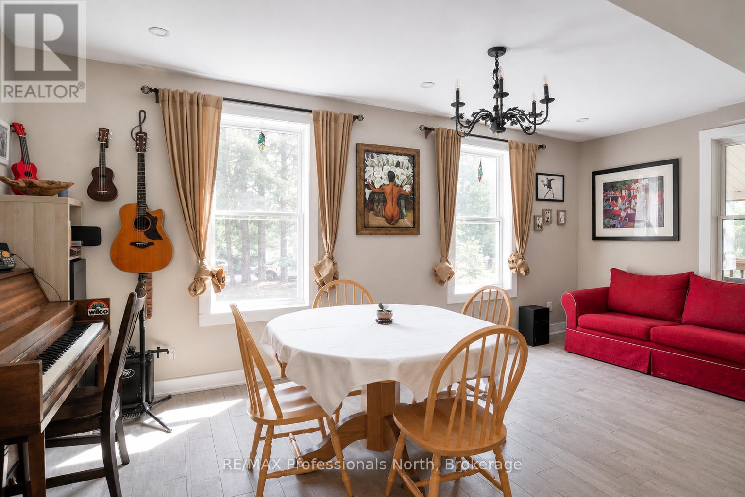 325 MCPHERSON STREET - 11