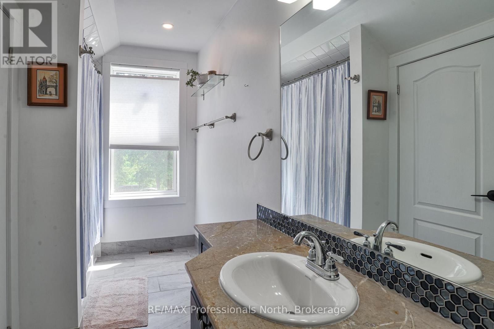 325 MCPHERSON STREET - 23