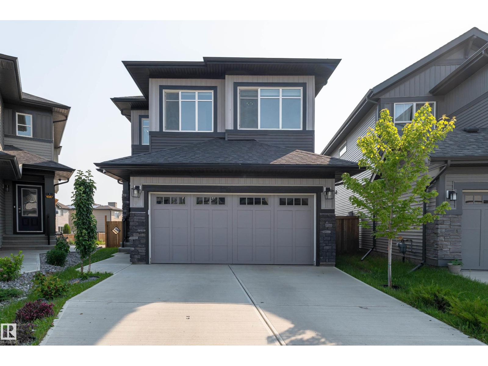 9383 226 ST NW - 2