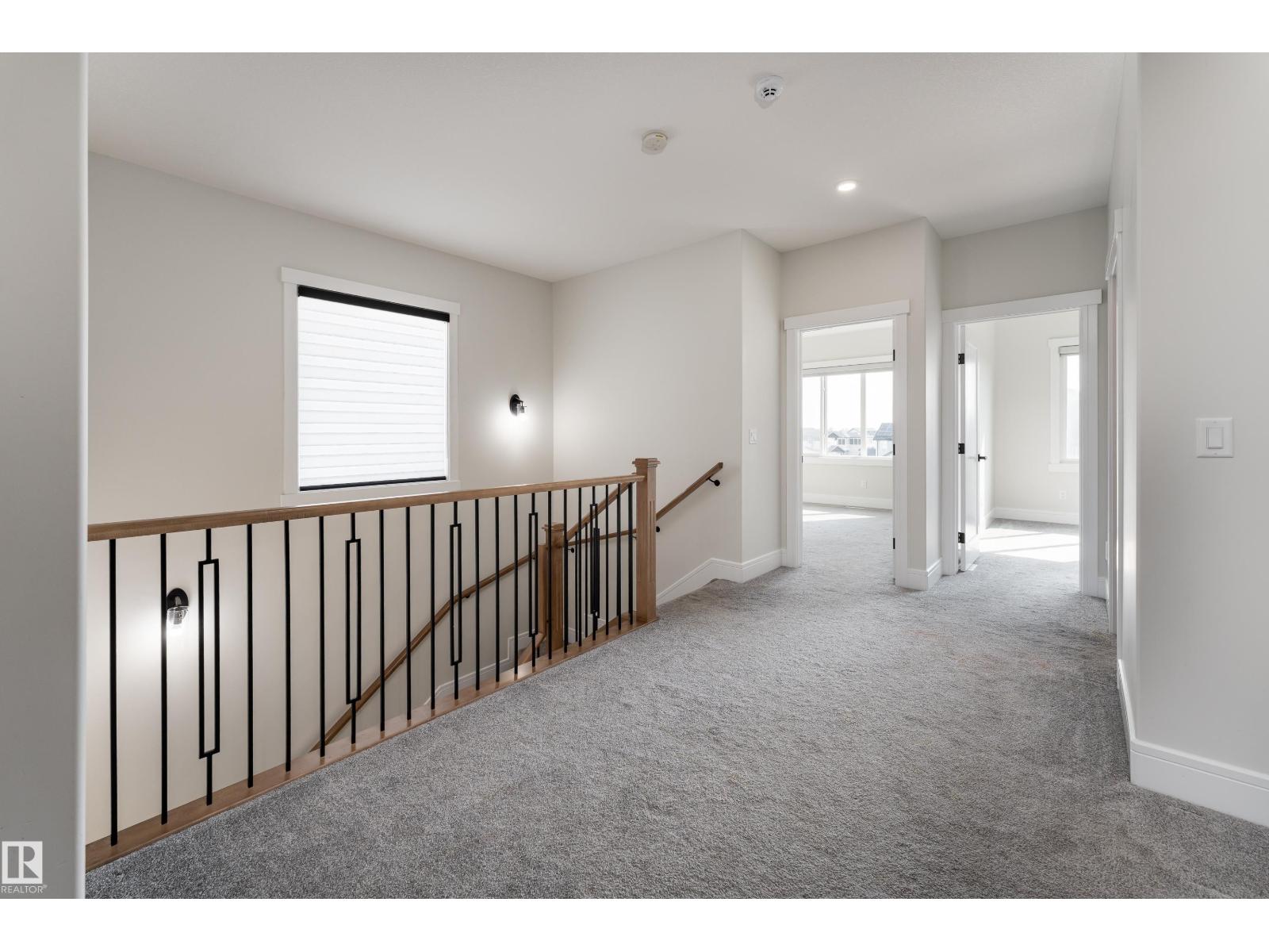 9383 226 ST NW - 26