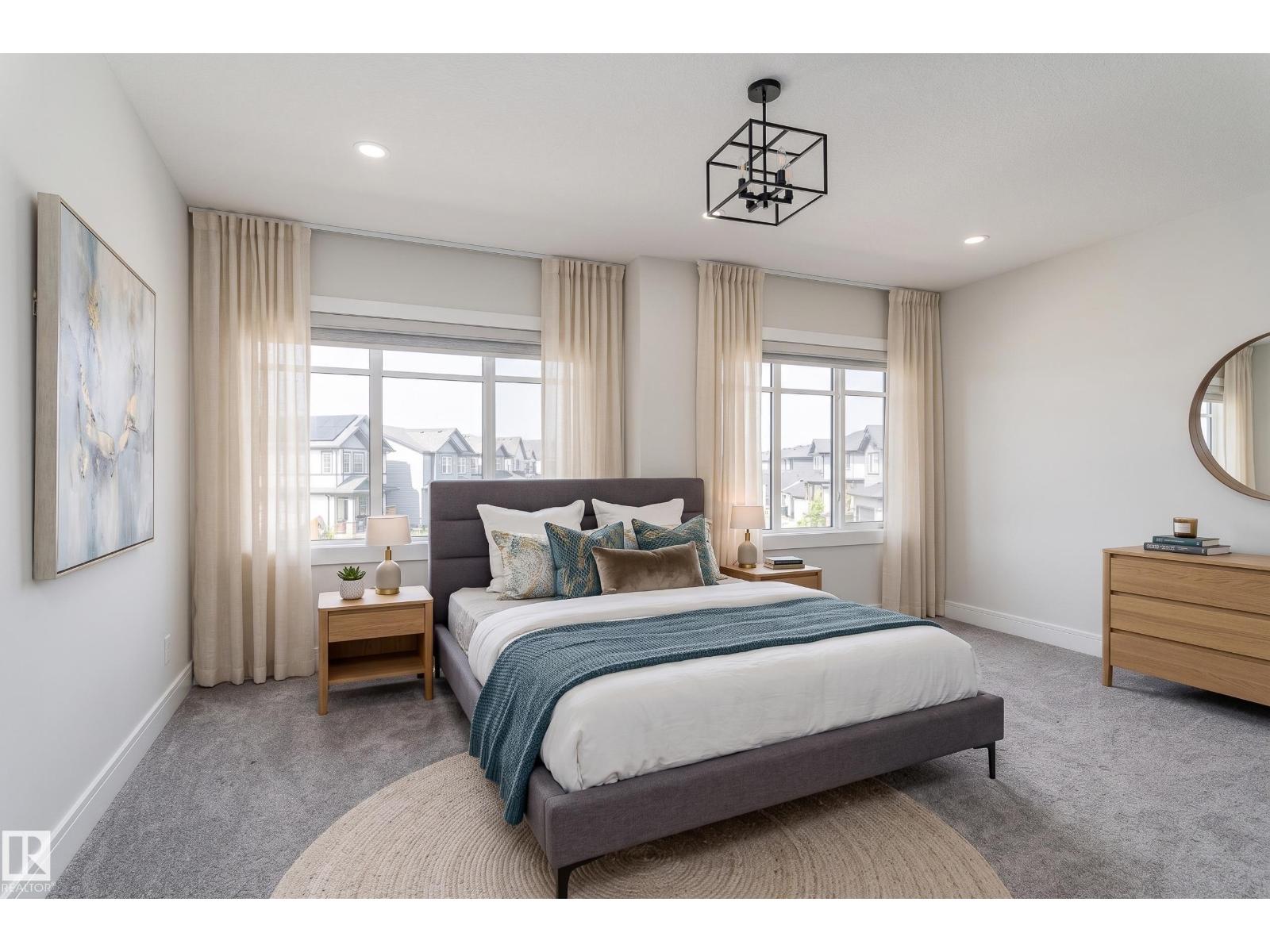 9383 226 ST NW - 31