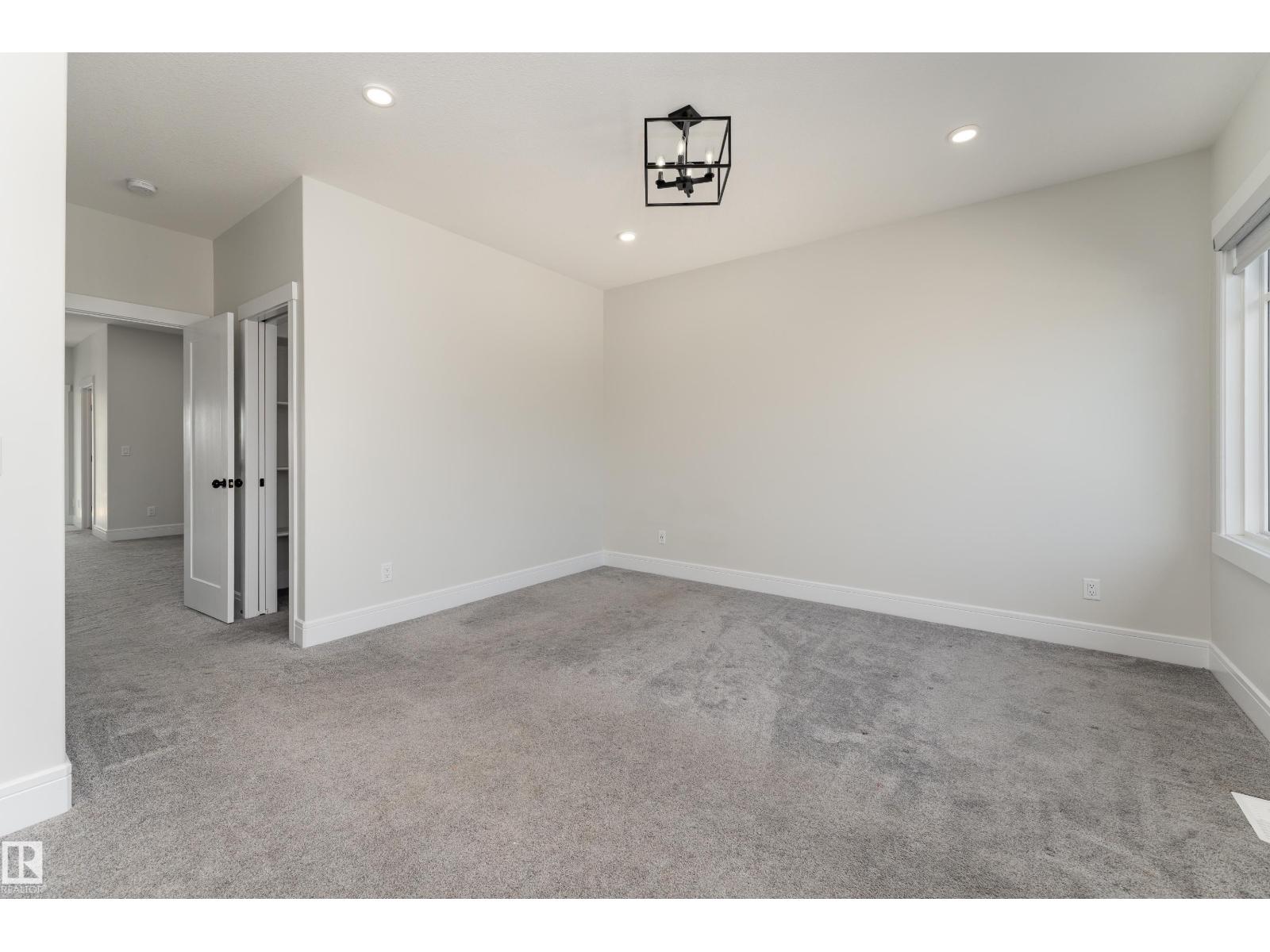 9383 226 ST NW — photo 35